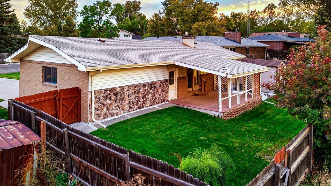 3532 Sunrise Rd, Cheyenne WY - photo 31 of 35